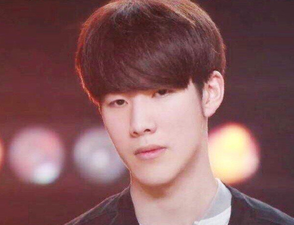 RNG赛后群访 Angel：玩卡牌是战术机密 Wei：现在打的比较有纪律